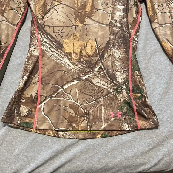 Under Armour Camo Cold Gear - Picture 2 of 3